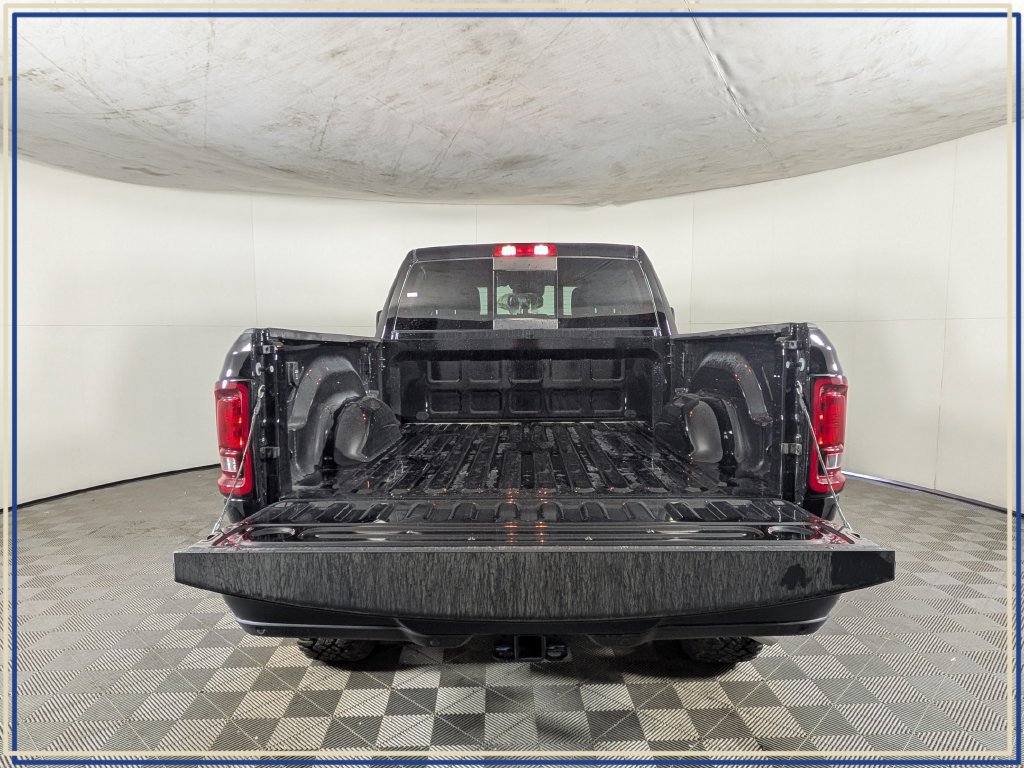 New 2026 RAM 2500 Warlock AWD/4WD image 9