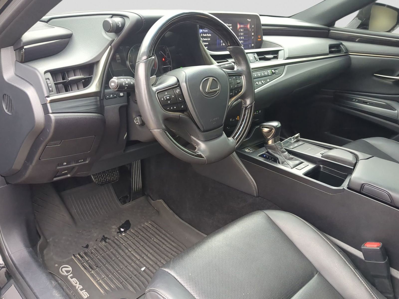 Used 2021 Lexus ES 250 w/ Premium Package image 2