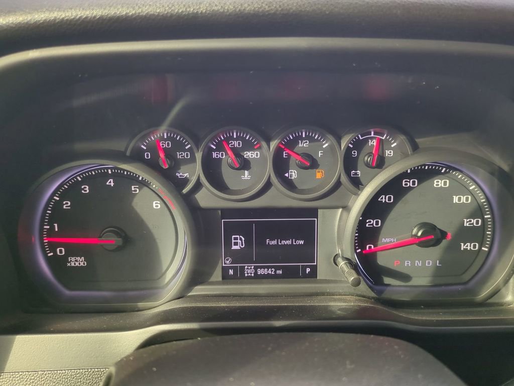 Used 2021 Chevrolet Silverado 2500 Custom w/ Custom Value Package image 30