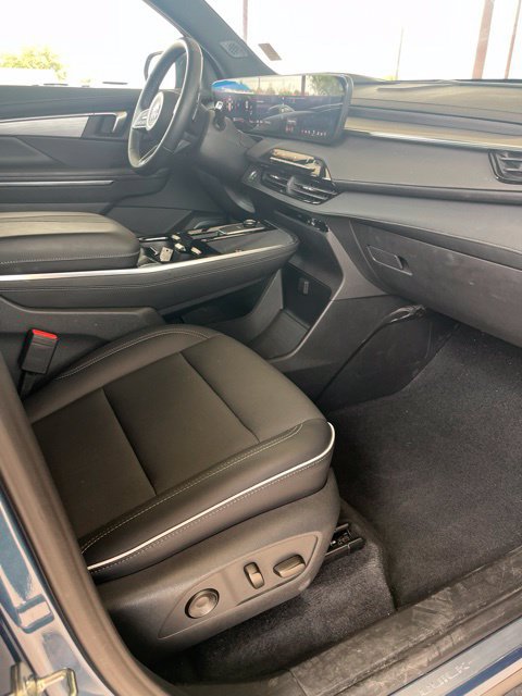 Used 2026 Buick Enclave Preferred FWD image 11