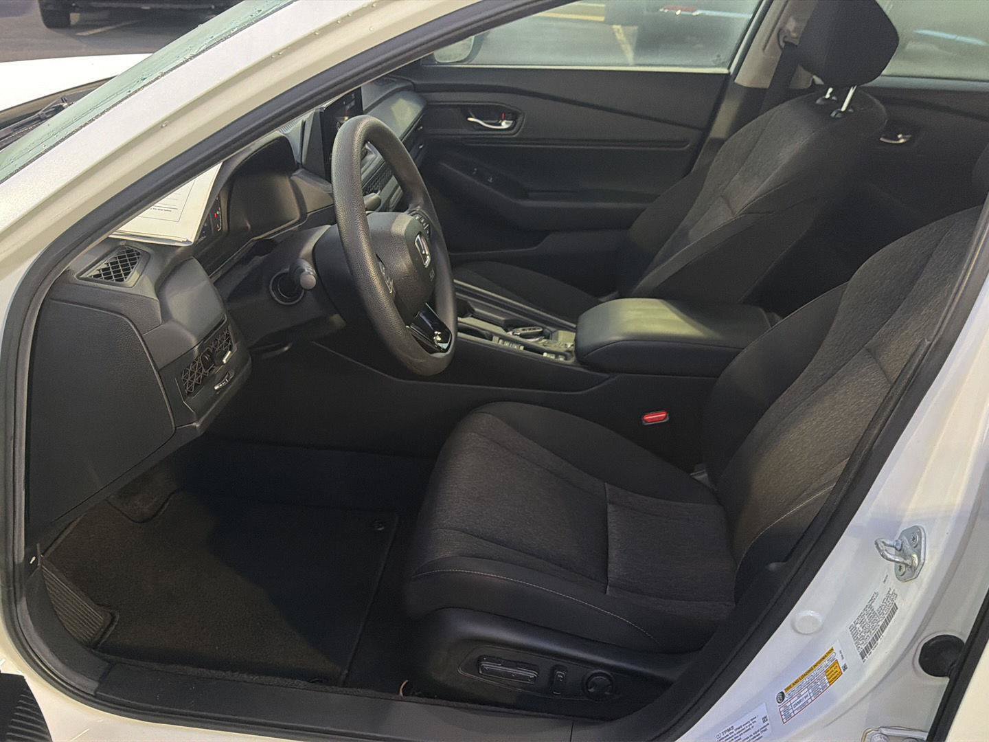 Used 2024 Honda Accord EX image 10