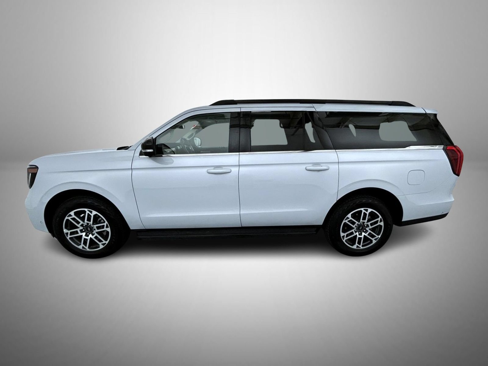 Used 2025 Ford Expedition Max Active AWD/4WD image 8