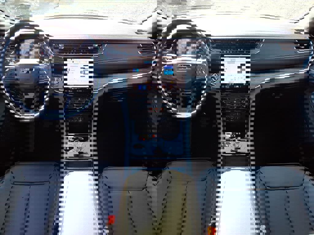 New 2025 Jeep Grand Cherokee Limited image 4