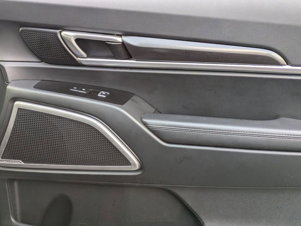 Used 2025 Kia Telluride S image 34