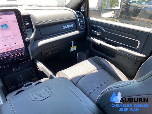 New 2026 RAM 3500 Laramie AWD/4WD image 24