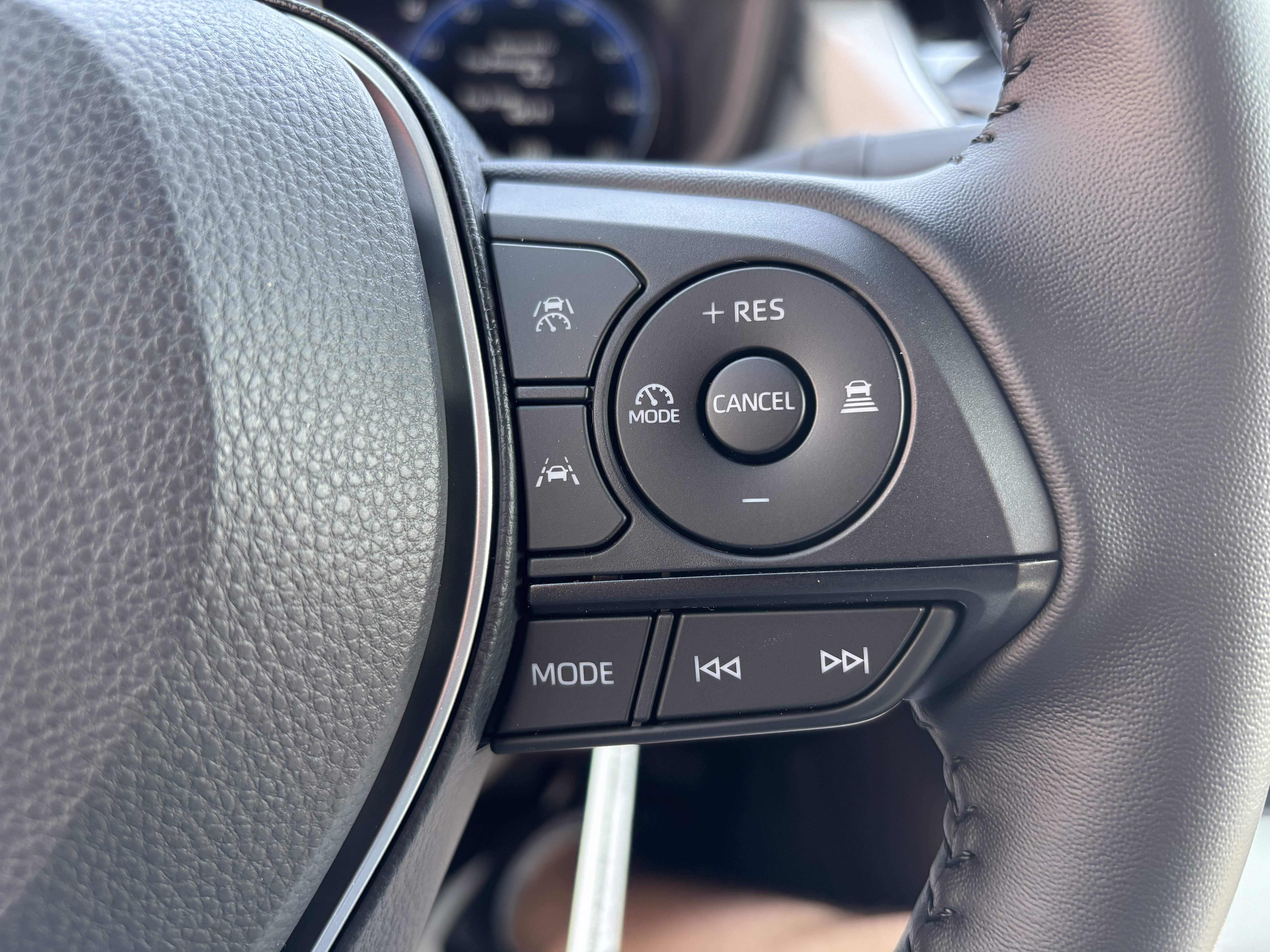 New 2026 Toyota Corolla SE w/ SE Premium Package FWD image 19