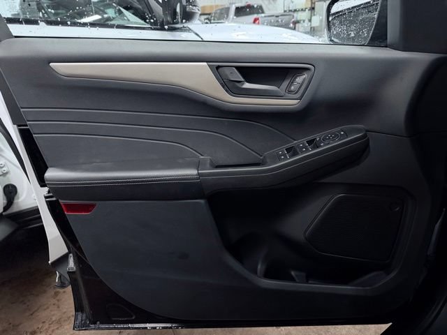 Used 2022 Ford Escape SE w/ Convenience Package AWD/4WD image 12
