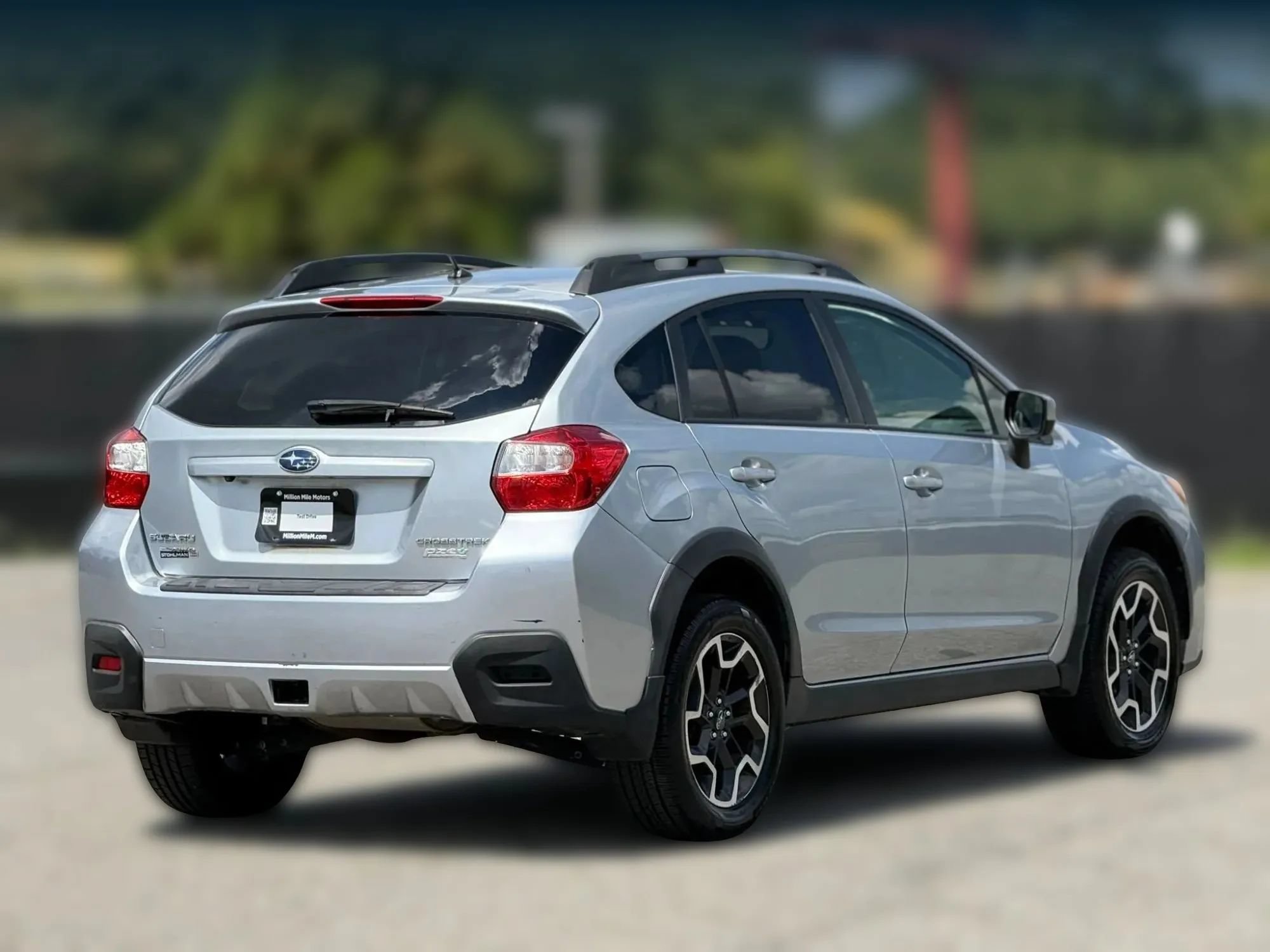 Used 2017 Subaru Crosstrek 2.0i Premium w/ Popular Package #1 AWD/4WD image 9