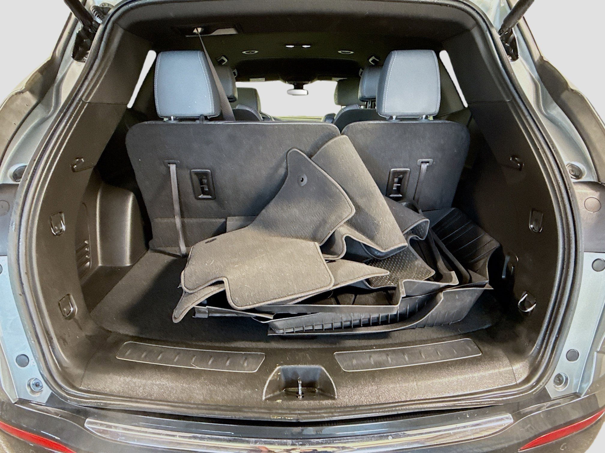 Used 2024 Buick Enclave Essence FWD image 35