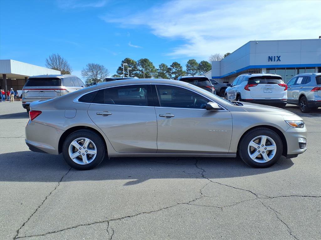 Used 2025 Chevrolet Malibu LS image 19