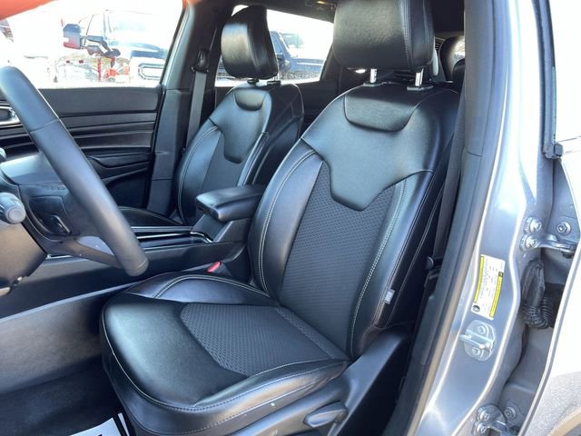 Used 2023 Jeep Compass Altitude AWD/4WD image 14