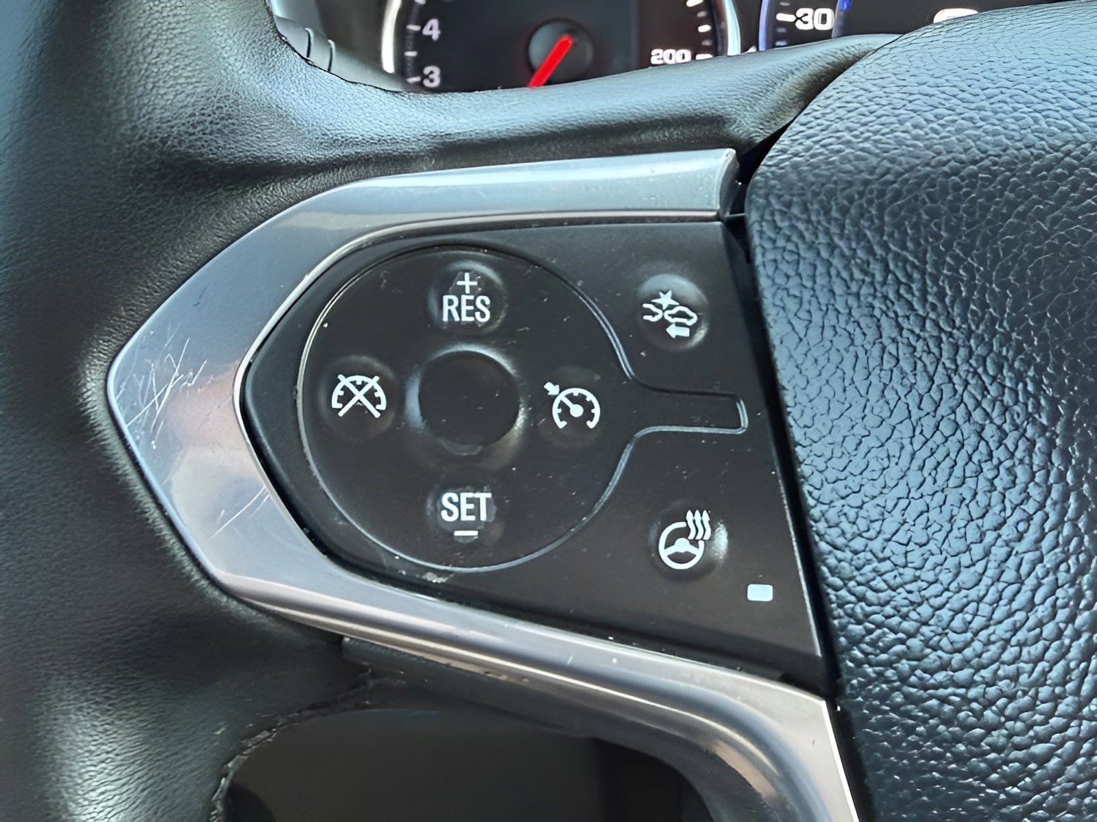 Used 2023 Chevrolet Traverse Premier w/ LPO, Floor Liner Package AWD/4WD image 16