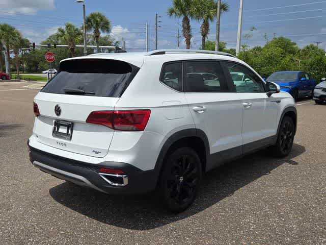 Used 2022 Volkswagen Taos SE FWD image 8