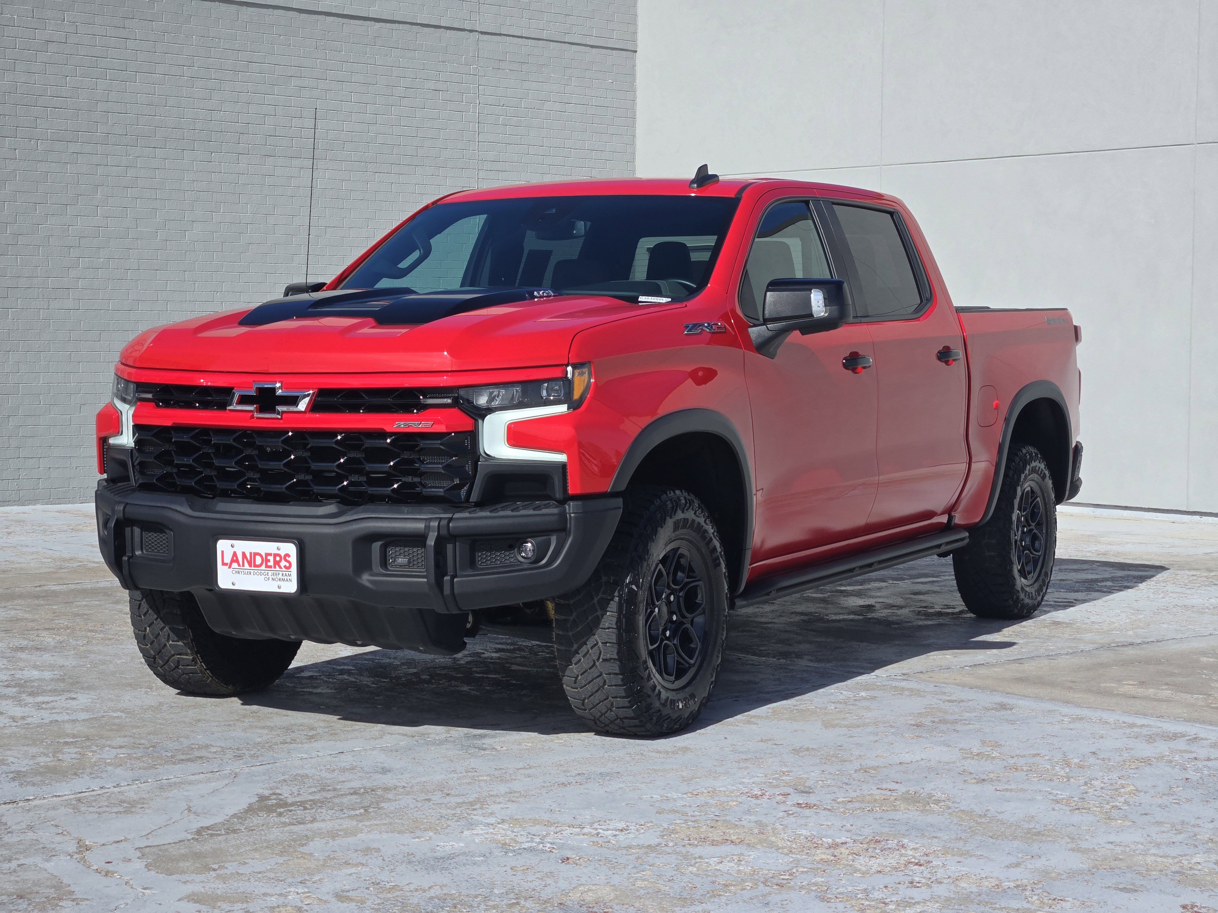 Used 2023 Chevrolet Silverado 1500 ZR2 w/ ZR2 Bison Edition AWD/4WD image 4