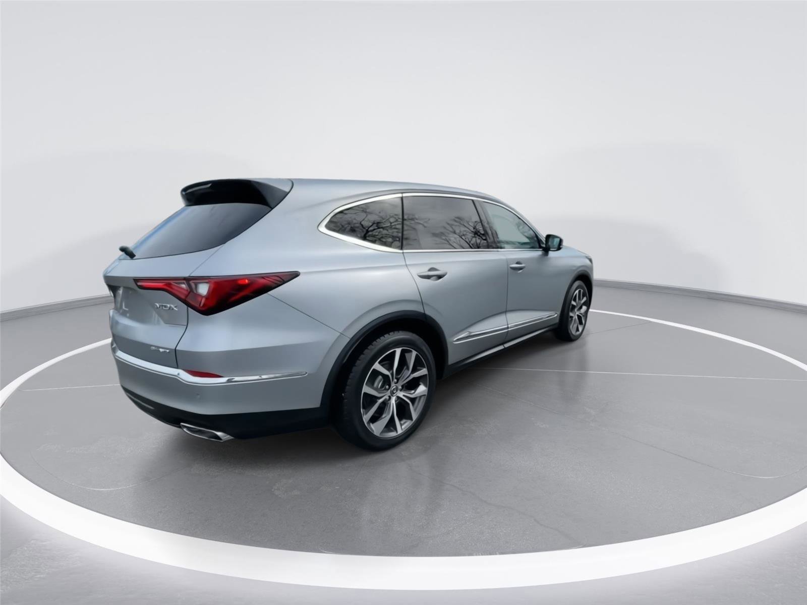 Used 2023 Acura MDX SH-AWD w/ Technology Package image 8