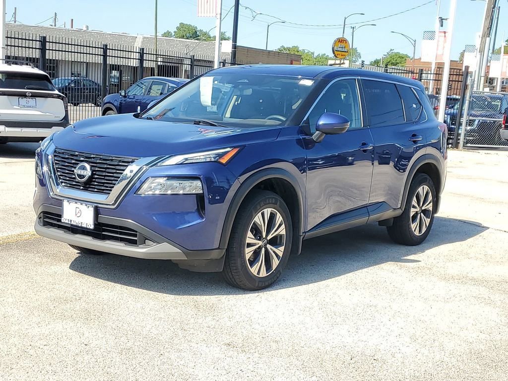 Used 2023 Nissan Rogue SV AWD/4WD image 2