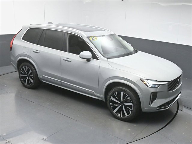 Used 2025 Volvo XC90 B6 Core w/ Protection Package image 49