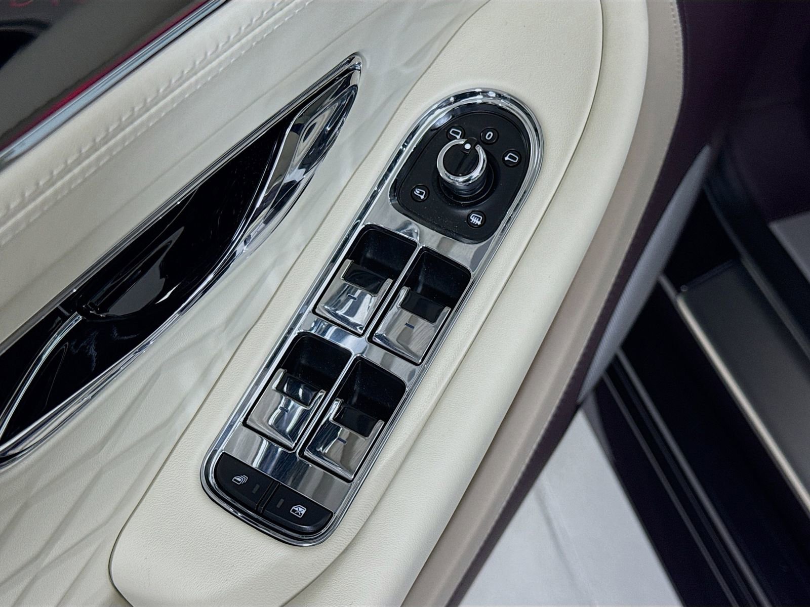 Used 2025 Bentley Continental GT Speed AWD/4WD image 17