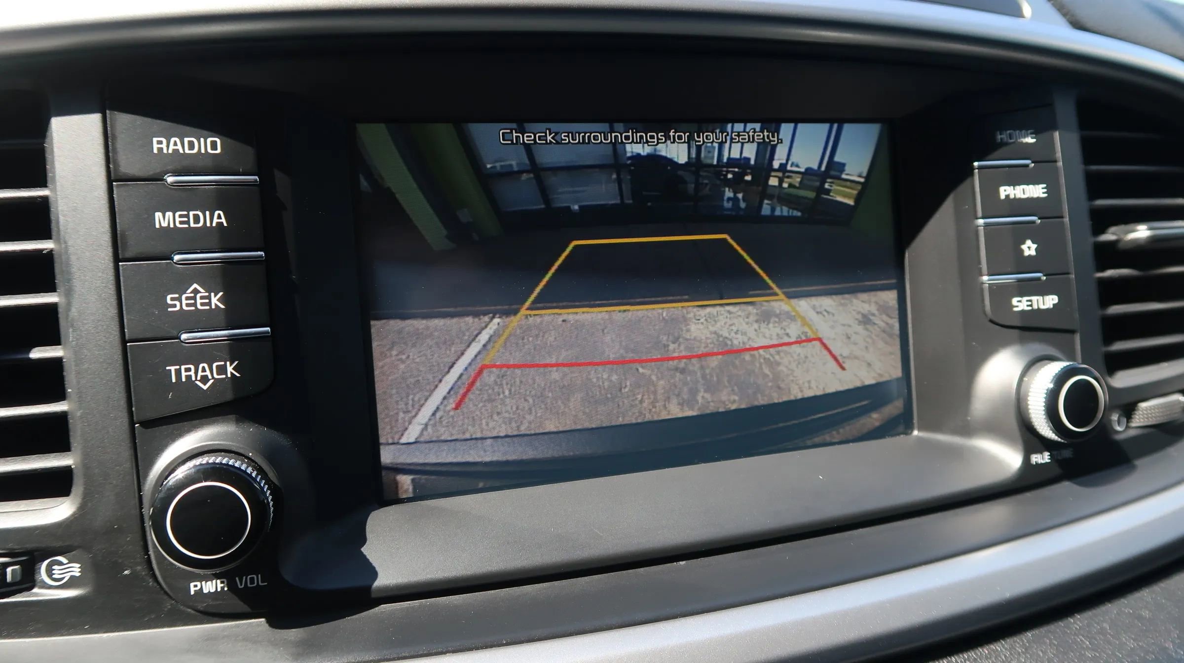 Used 2019 Kia Sorento S image 34