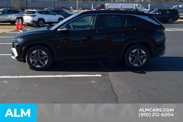 Certified 2025 Hyundai Tucson SEL image 10