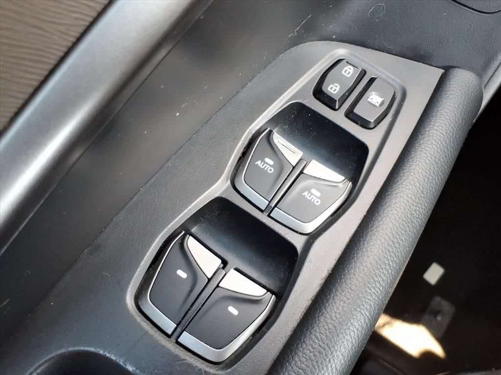Used 2017 Hyundai Santa Fe Sport AWD/4WD image 15
