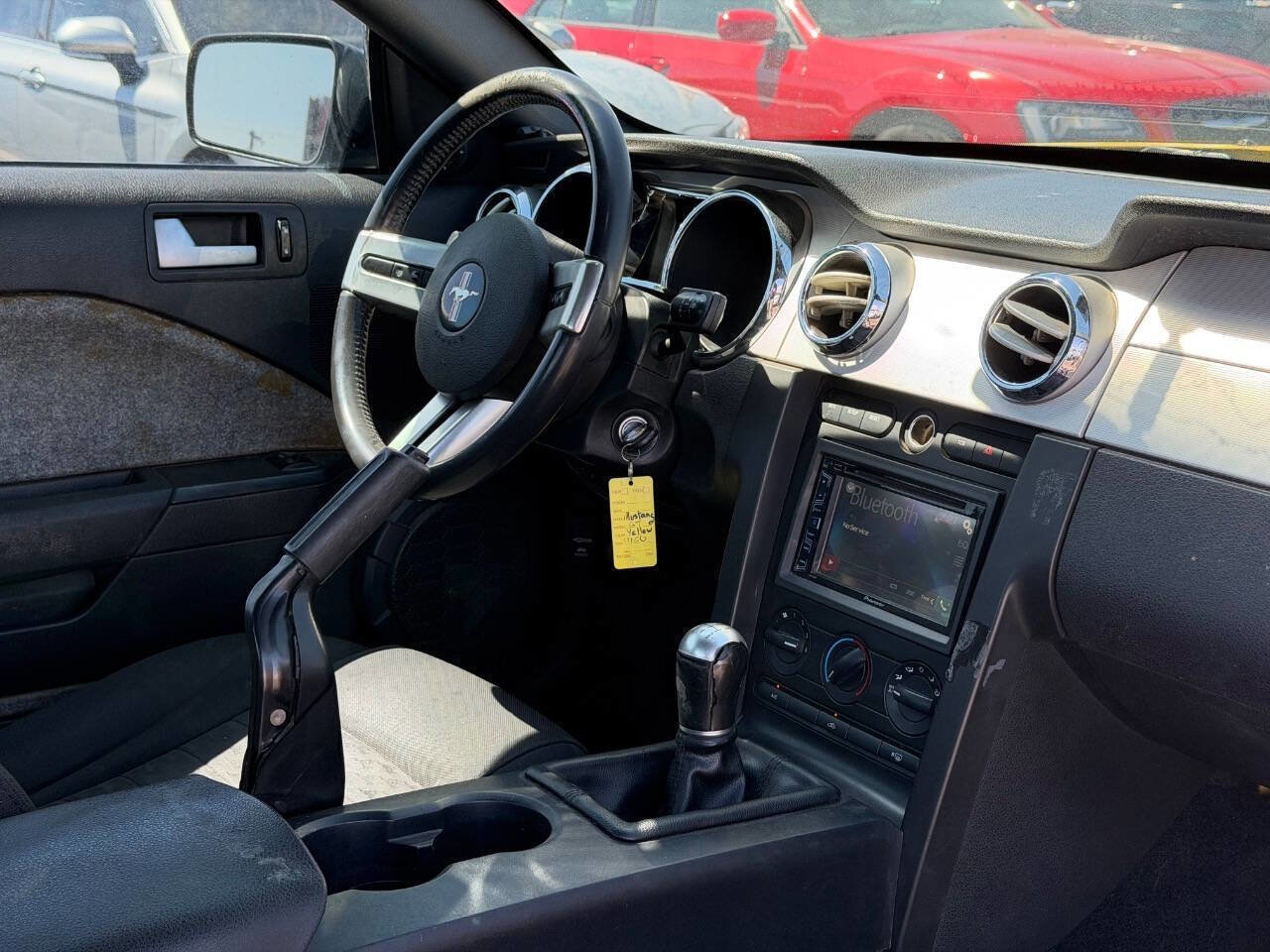Used 2006 Ford Mustang GT RWD image 22