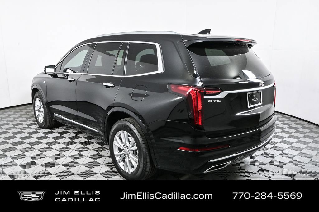 Certified 2023 Cadillac XT6 Luxury image 3