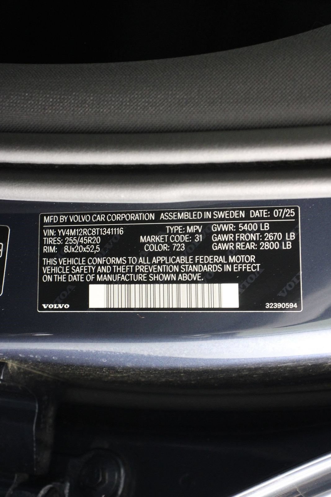 New 2026 Volvo XC60 B5 Plus w/ Climate Package AWD/4WD image 17