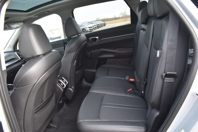 New 2026 Kia Sorento S w/ S Panoramic Sunroof Package FWD image 18