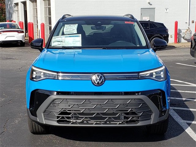 New 2025 Volkswagen Taos SE image 5