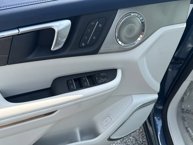New 2026 Buick Enclave Avenir w/ LPO, Floor Liner Package image 17