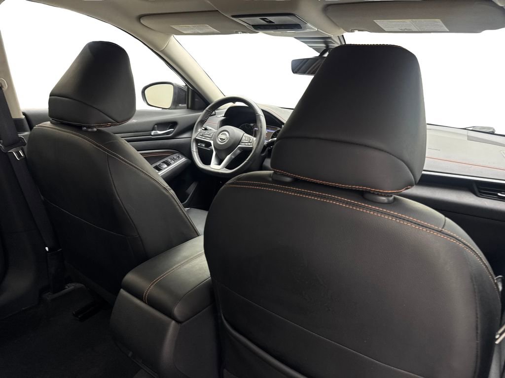 Used 2022 Nissan Altima 2.0 SR FWD image 41