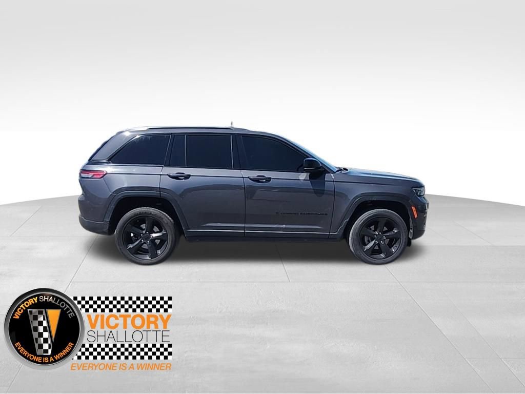 Used 2023 Jeep Grand Cherokee Altitude image 26
