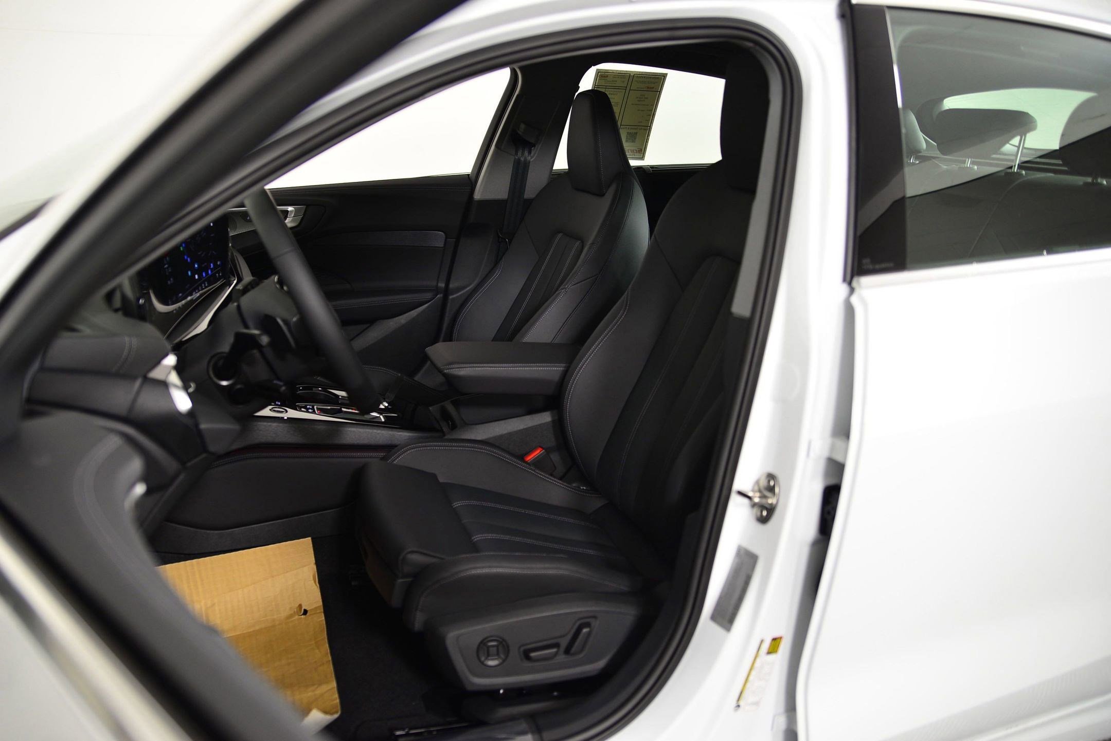 New 2025 Audi A5 2.0T Prestige image 4