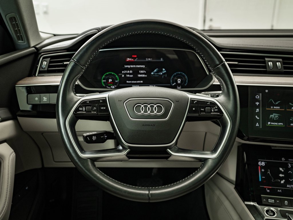 Used 2021 Audi e-tron Premium w/ Convenience Plus Package image 29