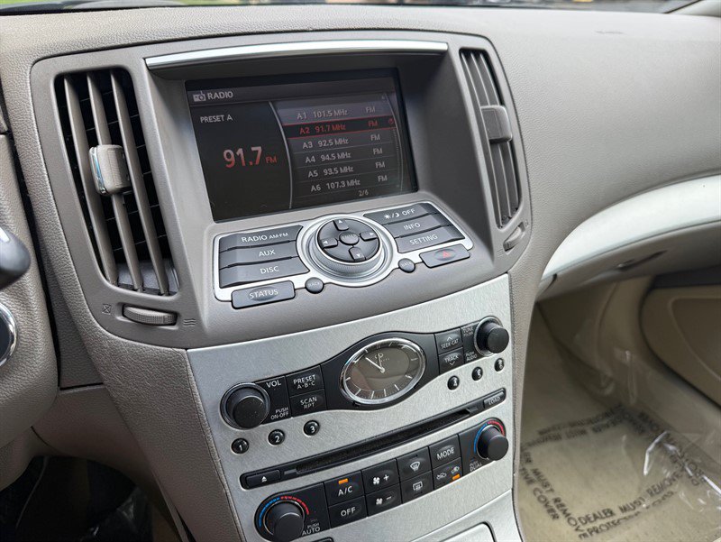 Used 2009 INFINITI G37 x Coupe w/ Premium Pkg AWD/4WD image 13