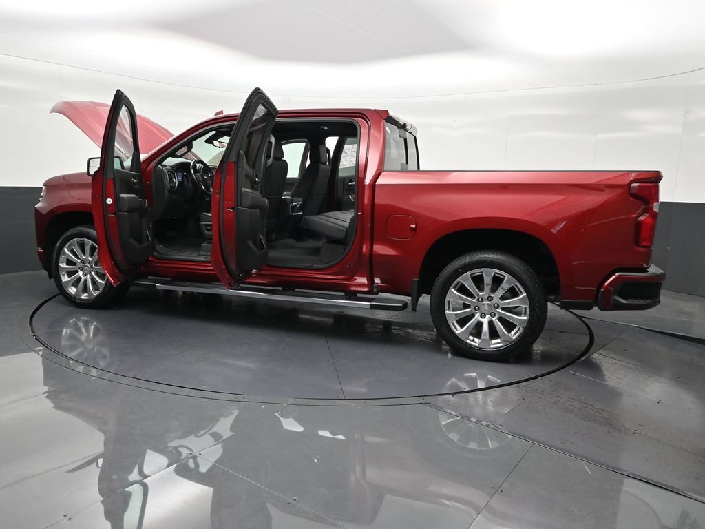 Used 2020 Chevrolet Silverado 1500 High Country w/ Technology Package AWD/4WD image 34