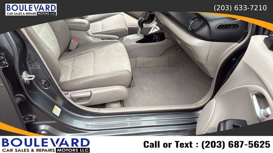 Used 2013 Honda Insight EX image 32
