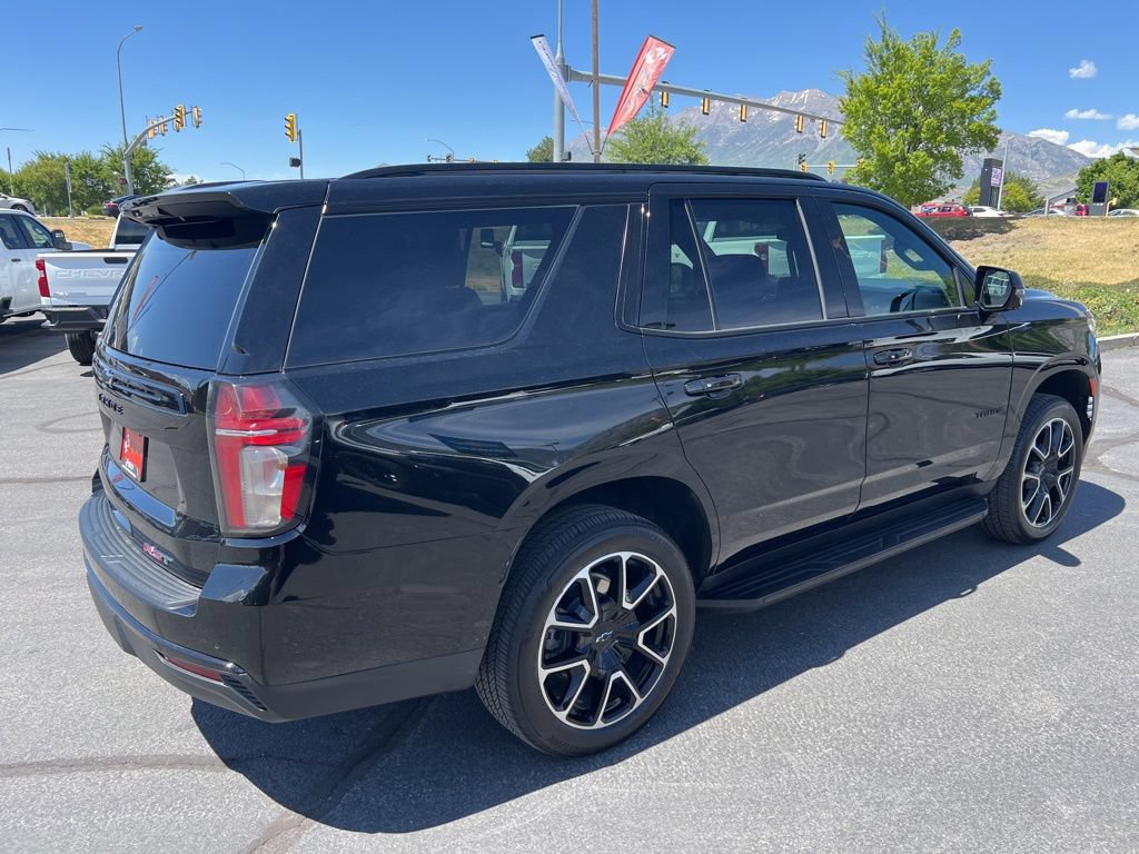 Used 2024 Chevrolet Tahoe RST w/ Luxury Package AWD/4WD image 8
