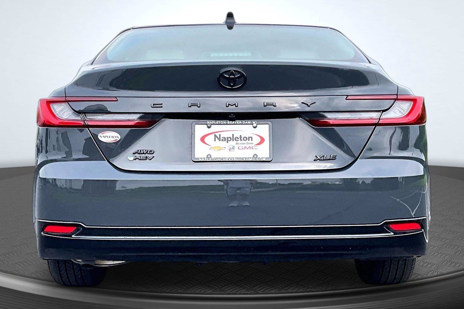 Used 2026 Toyota Camry XLE AWD/4WD image 4
