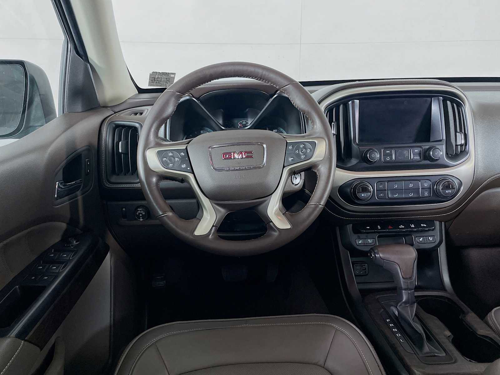 Used 2021 GMC Canyon Denali image 21