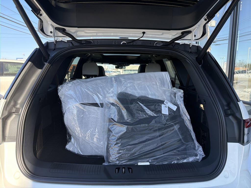 New 2026 Lincoln Aviator Black Label w/ Dynamic Handling Package image 12