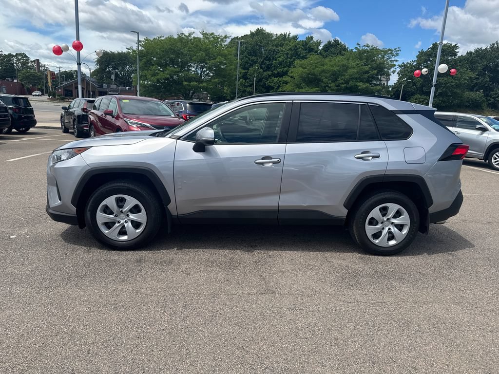Used 2019 Toyota RAV4 LE w/ All Weather Liner Package AWD/4WD image 4