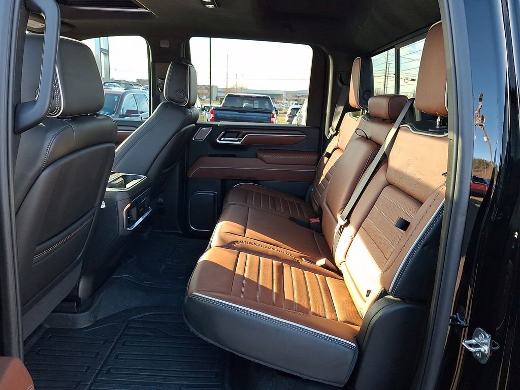 Certified 2025 GMC Sierra 2500 Denali Ultimate w/ Snow Plow Prep/Camper Package image 10