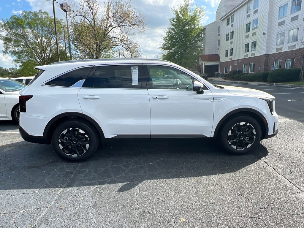 New 2025 Kia Sorento S w/ Panoramic Sunroof Package FWD image 2