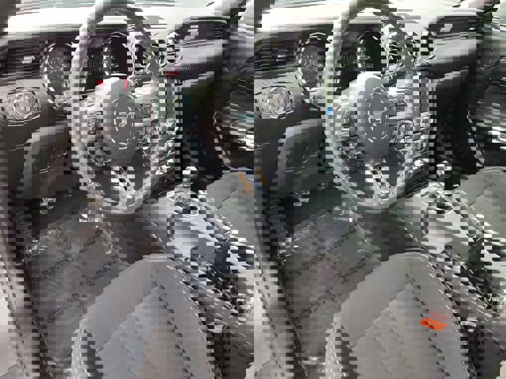 Used 2021 Ford Mustang EcoBoost w/ Equipment Group 101A image 10