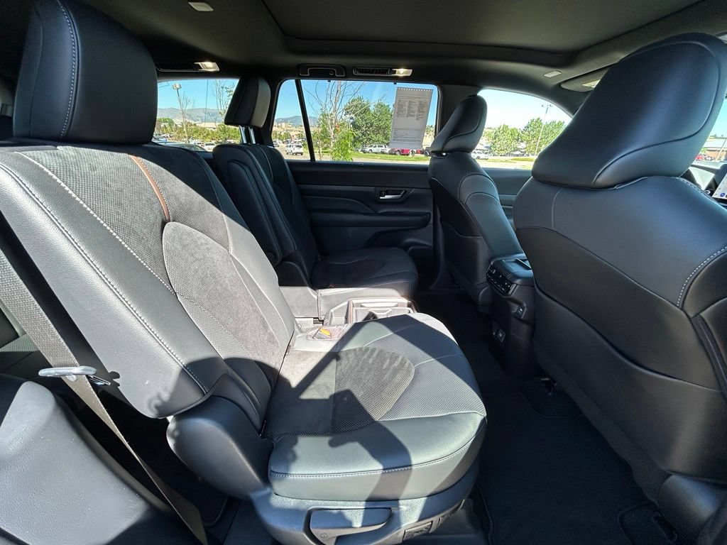 Used 2026 Toyota Grand Highlander AWD Hybrid image 38
