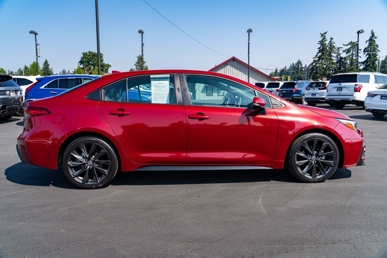 Used 2024 Toyota Corolla XSE FWD image 5
