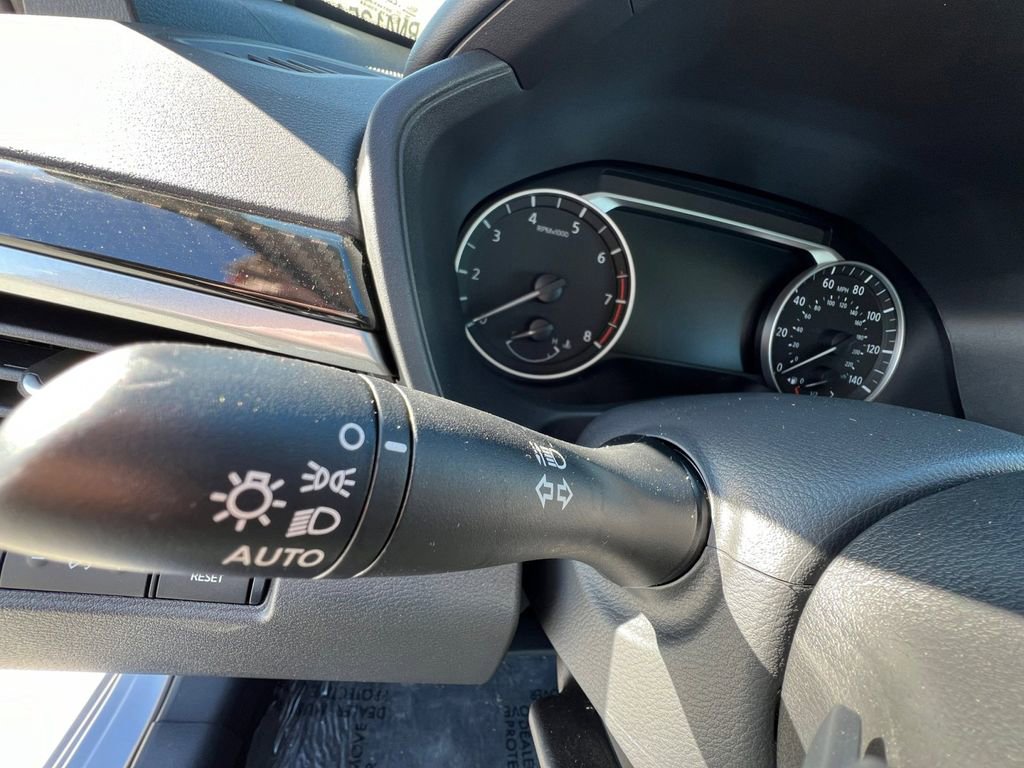 Certified 2024 Nissan Altima 2.5 SR w/ SR Premium Package image 16