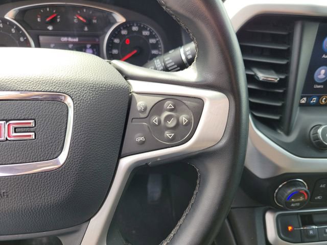 Used 2023 GMC Acadia SLT image 17